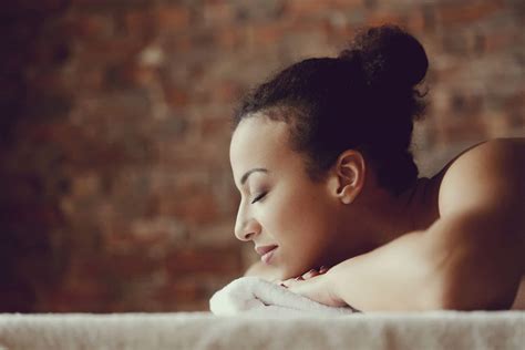 Massagem Sensual de Corpo Inteiro Massagem sexual Lagos